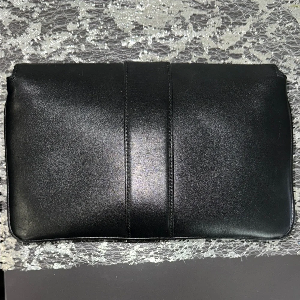 Gucci Black and Gold Clutch with Iconic GG Logo - Picture 5 of 7